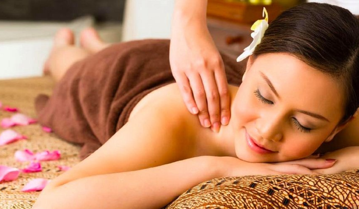 Massage Có Khuyến Mãi Và Giảm Giá